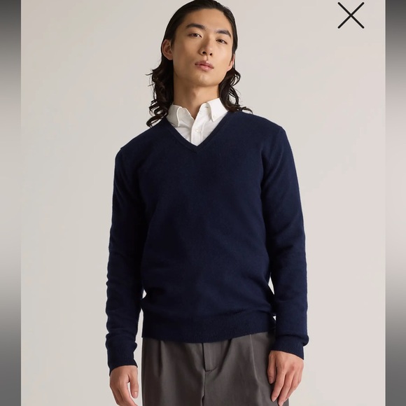 Quince Men’s Cashmere V Neck Sweater 100% Cashmere - Picture 1 of 5